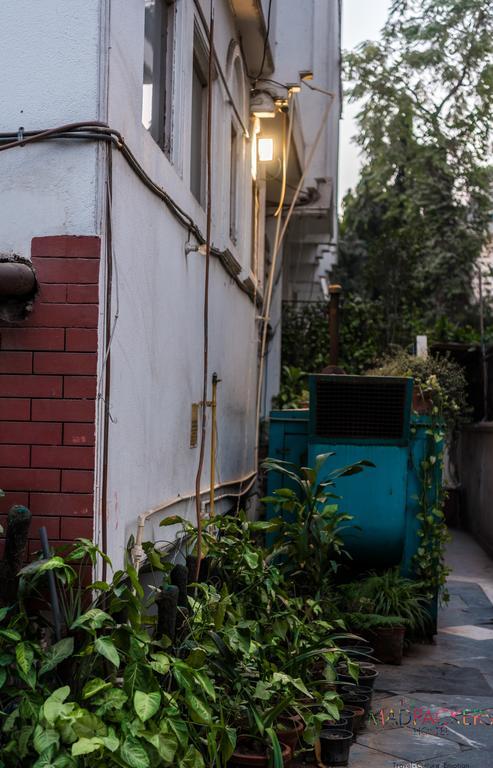Madpackers Delhi Hostel New Delhi Exterior foto